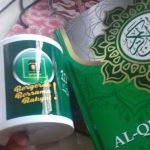 sejumlah barang berlogo partai di UNMA
