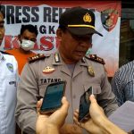 Polsak Banjar Tatang, saat konferensi Perss