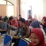 Peserta calon pengantin ikuti penyuluhan perkawinan KUA CIputat Timur