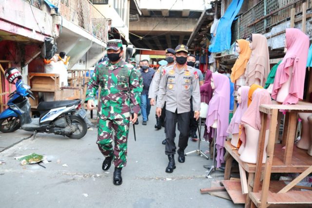 Panglima TNI da Kapolri Sidak ke sejumlah titik hadapi New Normal