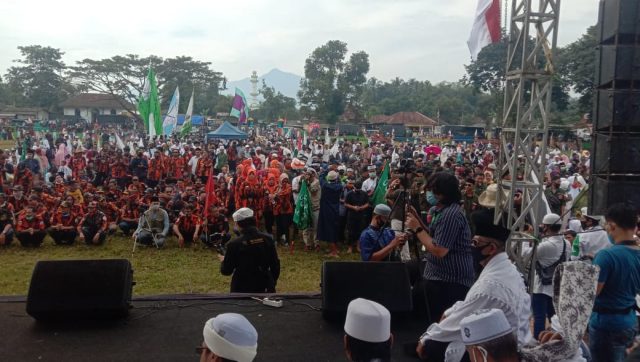 Aliansi Ormas di alun-alun Menes Tolak Tegas RUU HIP