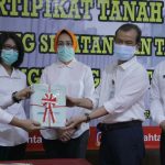Pemkot Tangsel terima sertifikat tanah dari BPN