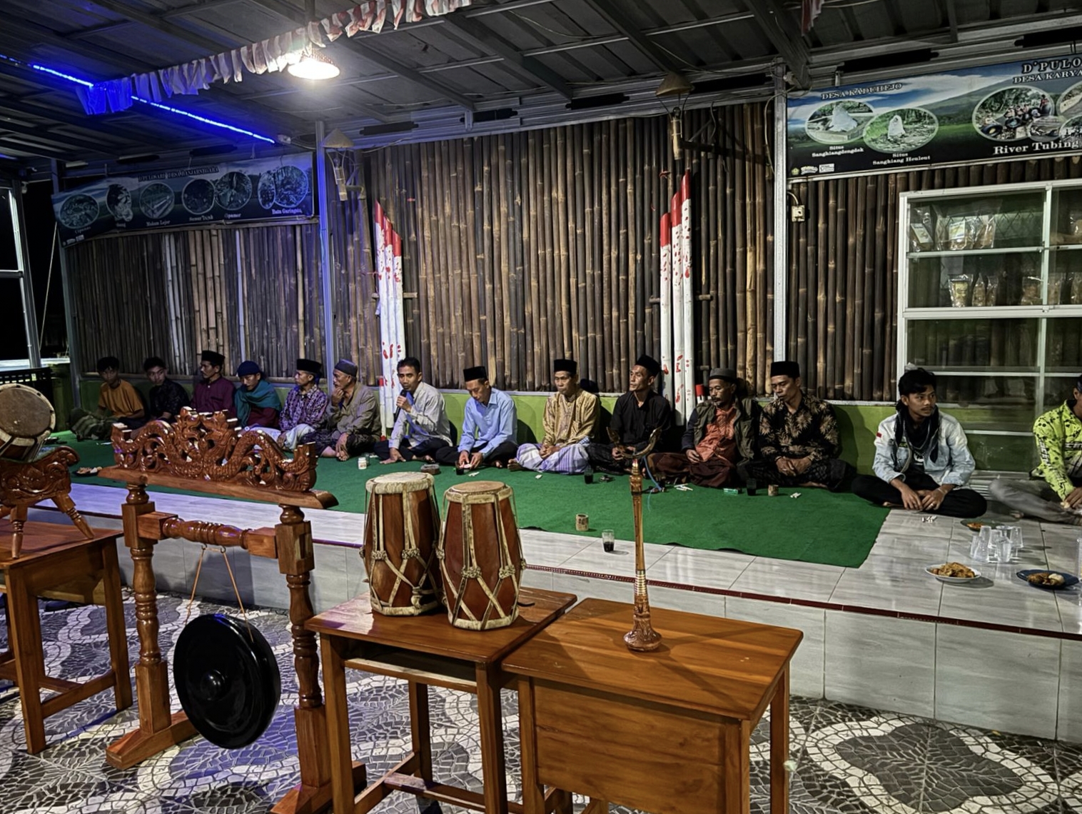 Tanamkan Kecintaan Budaya Lokal, PKBM Tunas Pulosari Gelar Acara Tasyakuran Alat Seni Pencak Silat