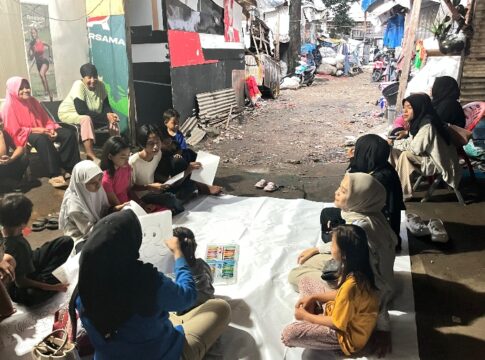 KOPRI Cabang Kota Tangerang Bergerak Bersama, Berbagi Ceria dengan Anak-Anak Lapak Pemulung Cipadu