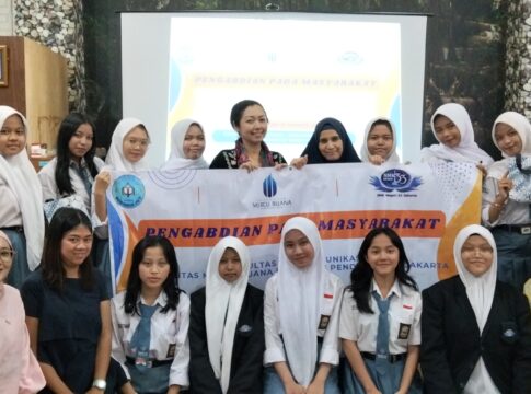 FIKOM UMB Dorong Siswa SMK Hadapi Krisis Mental dan Lingkungan
