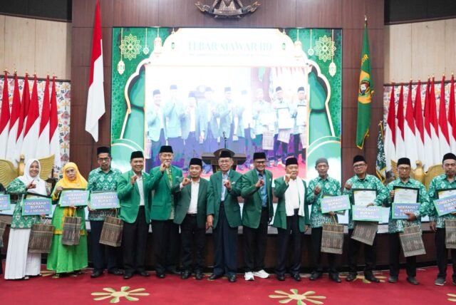 Milad ke 110 Math'laul Anwar di Bogor